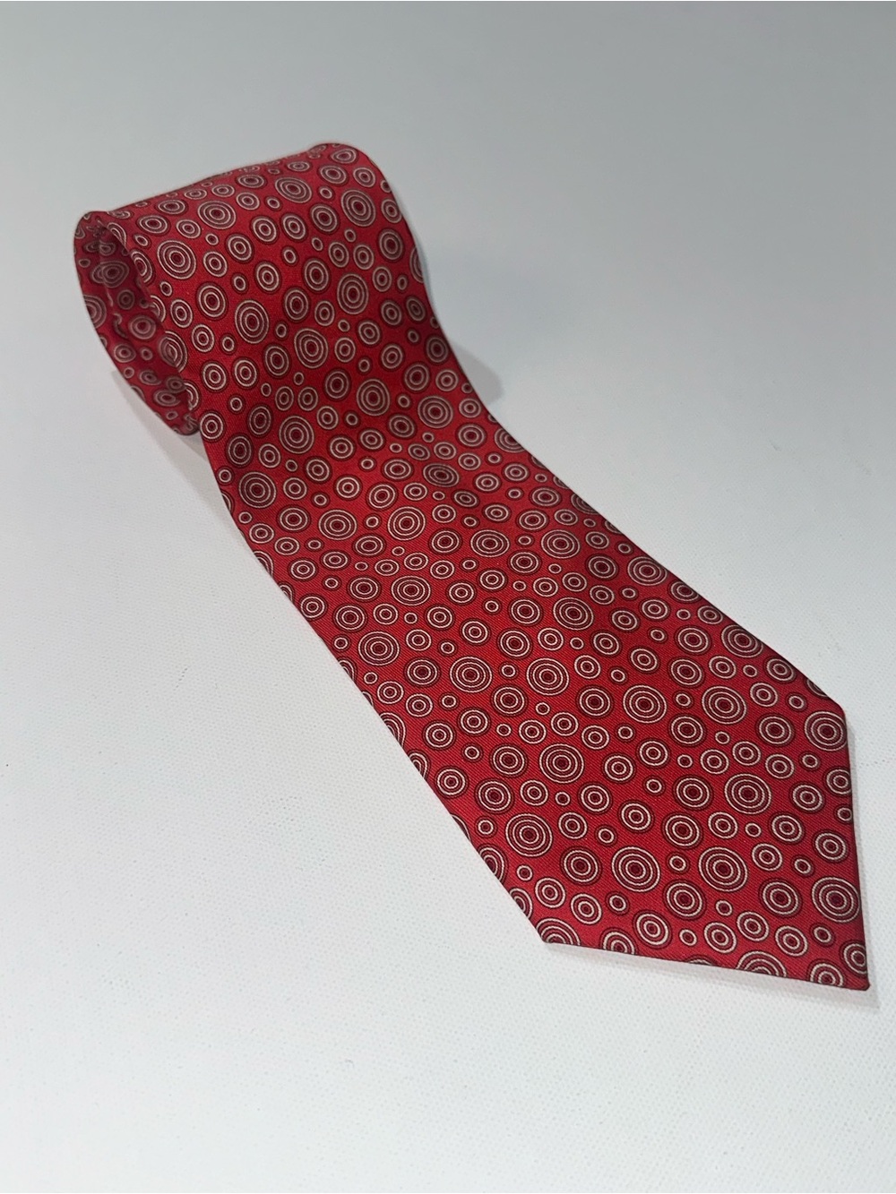 Hermès Paris Men’s Silk Tie Red Concentric Circle Geometric Extra Long 63.5”